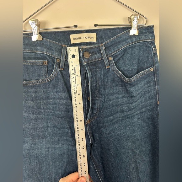 Aritzia Denim Forum The Marianne Flare Jeans Size 29 - Picture 5 of 8